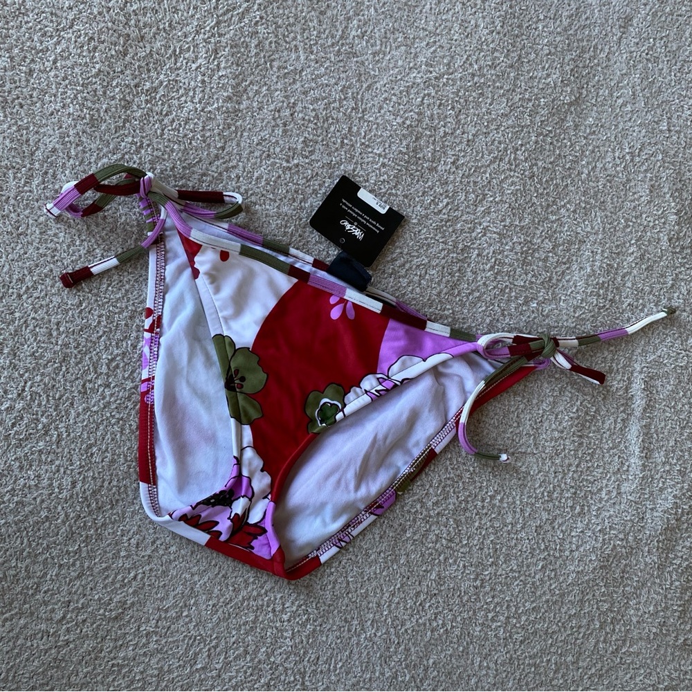 Mossimo Small Vintage white red green pink purple floral swimsuit bottom NWT